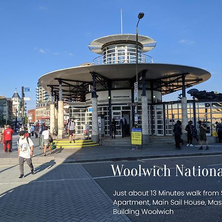 Skyvillion - London River Thames Top Floor Apartments By Woolwich Ferry, Mins To London Excel, O2 Arena , London City Airport With Parking Exterior foto