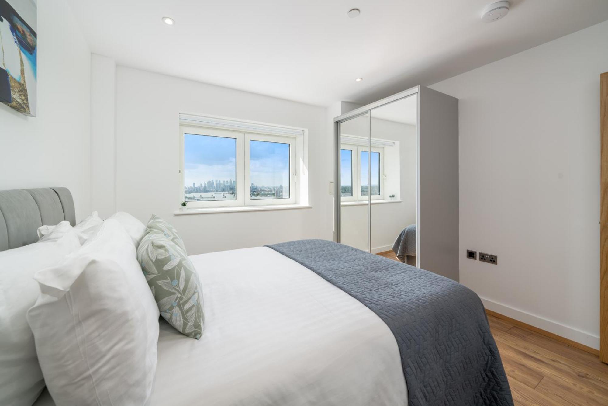 Skyvillion - London River Thames Top Floor Apartments By Woolwich Ferry, Mins To London Excel, O2 Arena , London City Airport With Parking Exterior foto