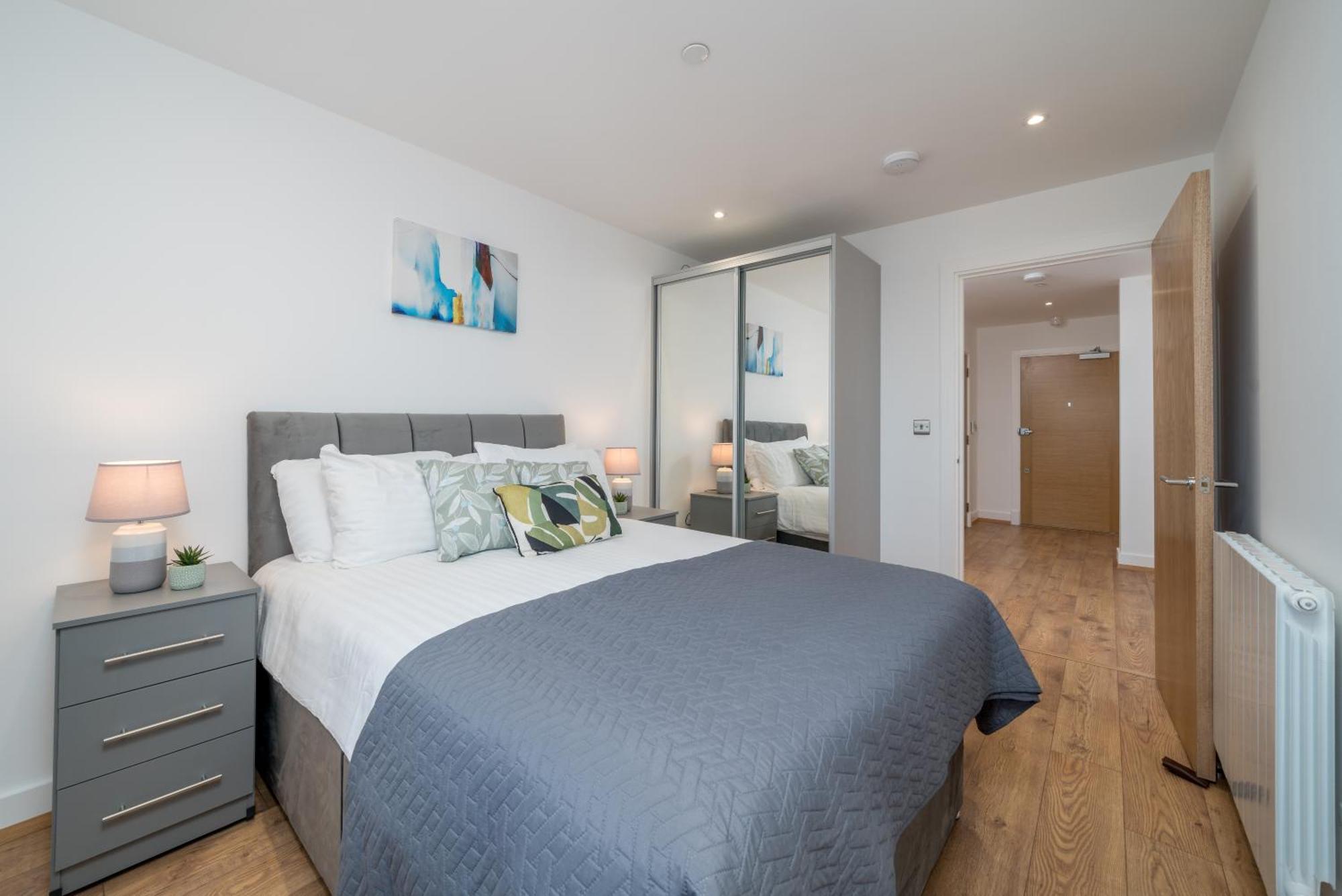 Skyvillion - London River Thames Top Floor Apartments By Woolwich Ferry, Mins To London Excel, O2 Arena , London City Airport With Parking Exterior foto